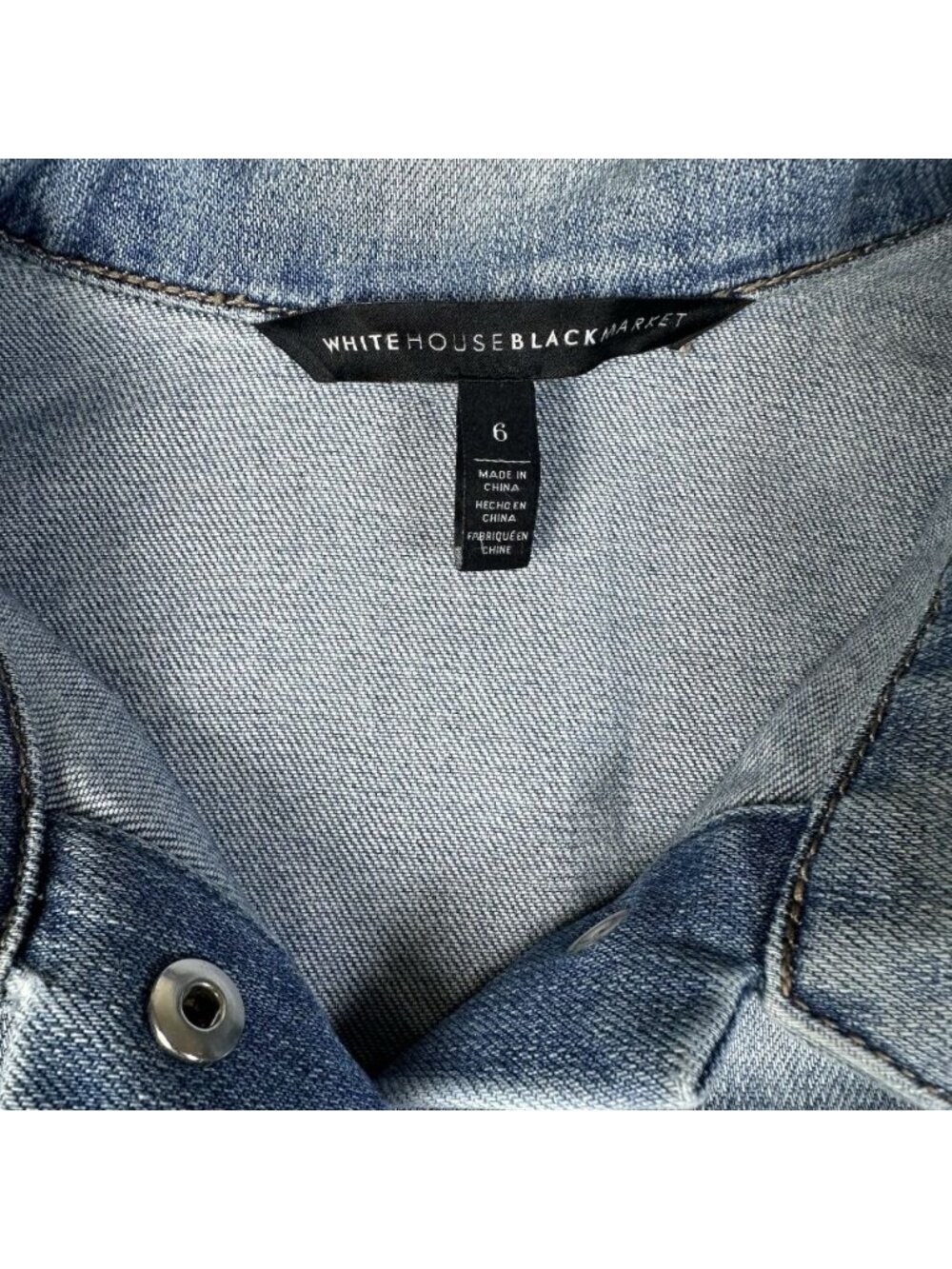 White House Black Market WHBM US Women’s 6 Light Blue Cropped Denim Jean Jacket - Picture 11 of 13